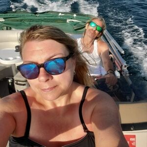 MISS KITTY'S LIVE NOTIFICATION🍹🦋🌸